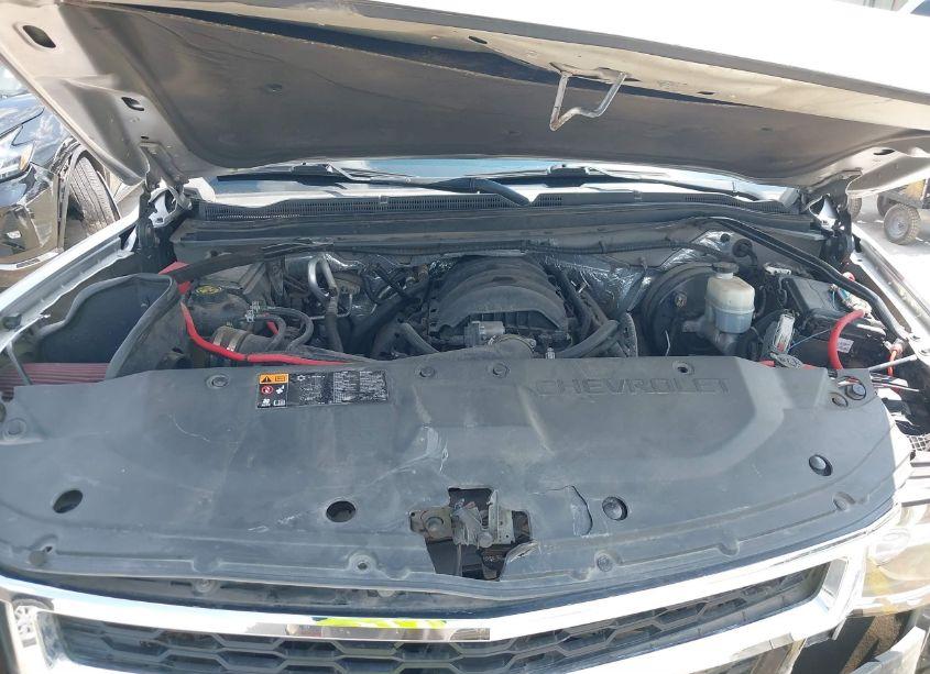 Photo 10 of 2016 Chevrolet Tahoe LT (VIN 1GNSCBKC6GR190354)