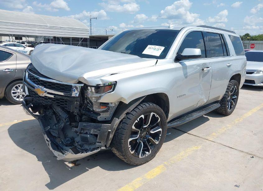 Photo 2 of 2016 Chevrolet Tahoe LT (VIN 1GNSCBKC6GR190354)
