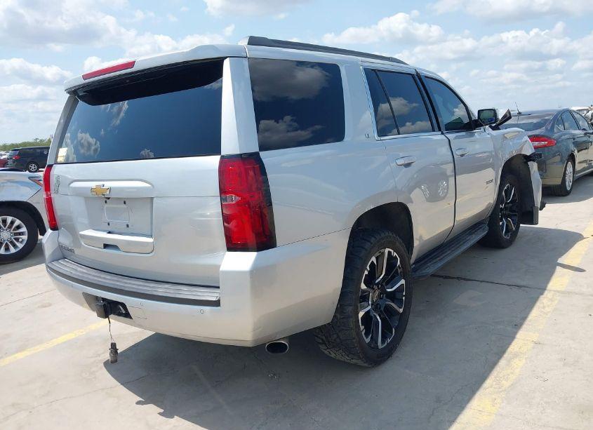 Photo 4 of 2016 Chevrolet Tahoe LT (VIN 1GNSCBKC6GR190354)