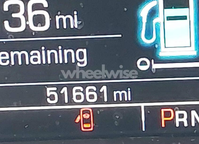 Photo 16 of 2016 Chevrolet Tahoe LT (VIN 1GNSCBKC6GR394362)