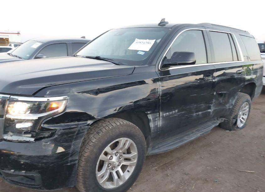 Photo 6 of 2017 Chevrolet Tahoe LT (VIN 1GNSCBKC6HR243295)