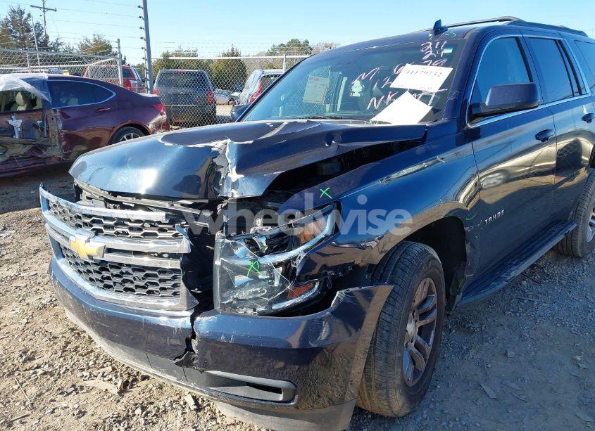 Photo 6 of 2018 Chevrolet Tahoe LT (VIN 1GNSCBKC6JR116679)