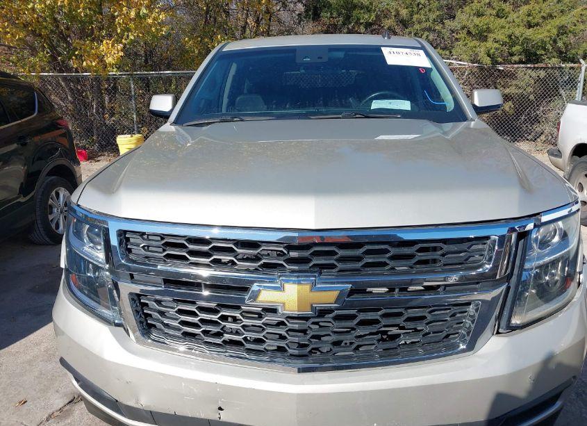 Photo 12 of 2015 Chevrolet Tahoe LT (VIN 1GNSCBKC7FR148368)