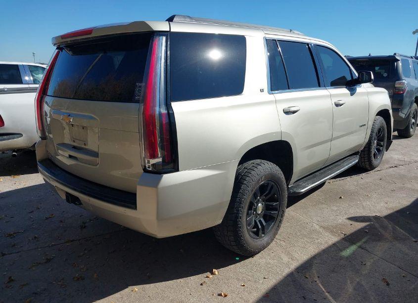 Photo 4 of 2015 Chevrolet Tahoe LT (VIN 1GNSCBKC7FR148368)