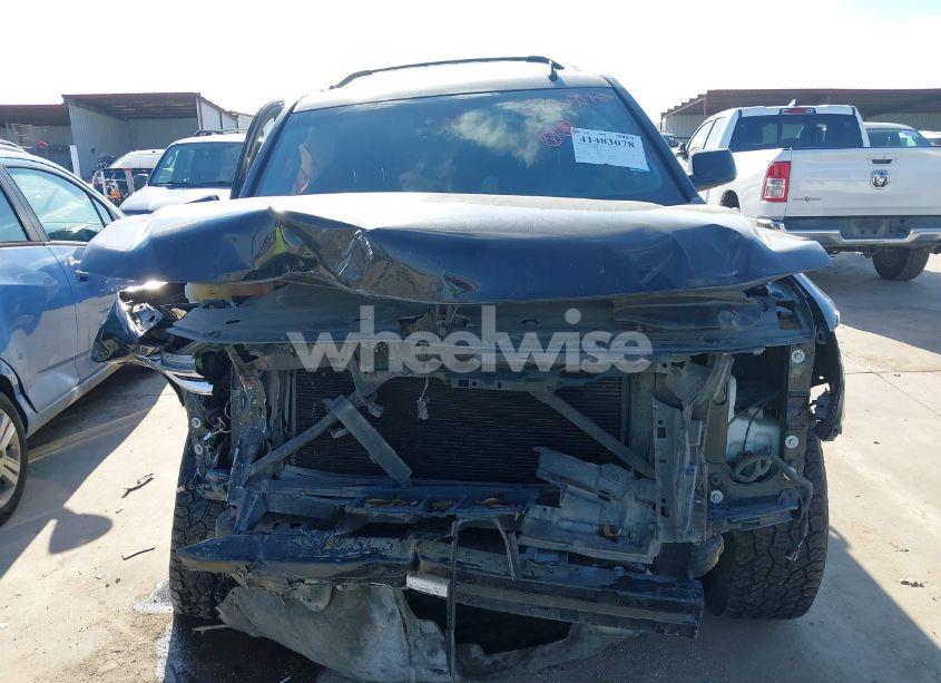 Photo 13 of 2015 Chevrolet Tahoe LT (VIN 1GNSCBKC7FR180804)