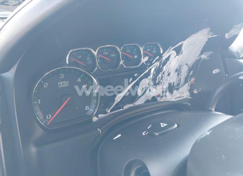 Photo 7 of 2016 Chevrolet Tahoe LT (VIN 1GNSCBKC7GR360415)