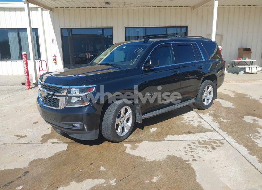 Photo 2 of 2016 Chevrolet Tahoe LT (VIN 1GNSCBKC7GR382401)