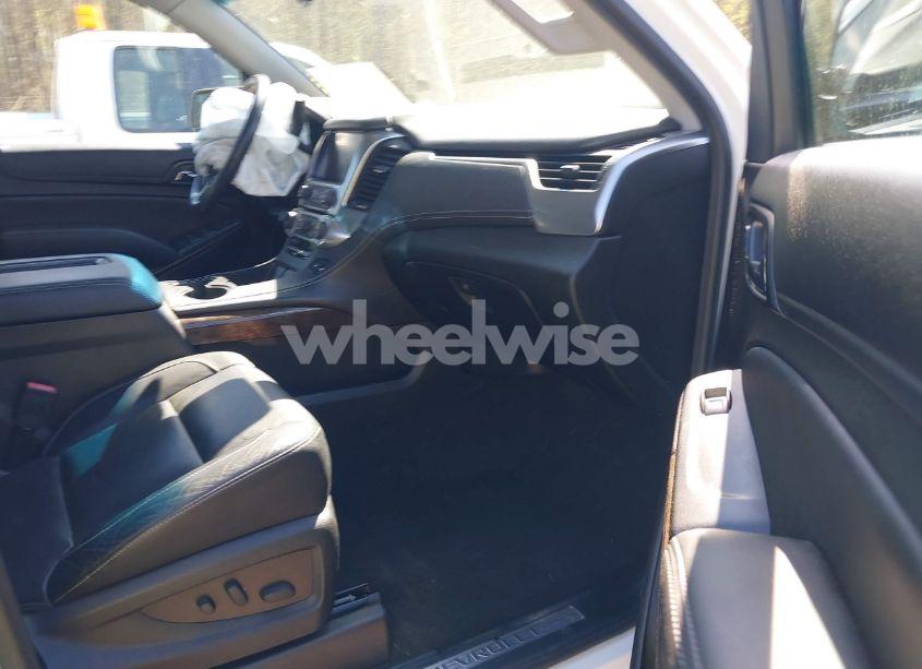 Photo 5 of 2016 Chevrolet Tahoe LT (VIN 1GNSCBKC7GR426574)