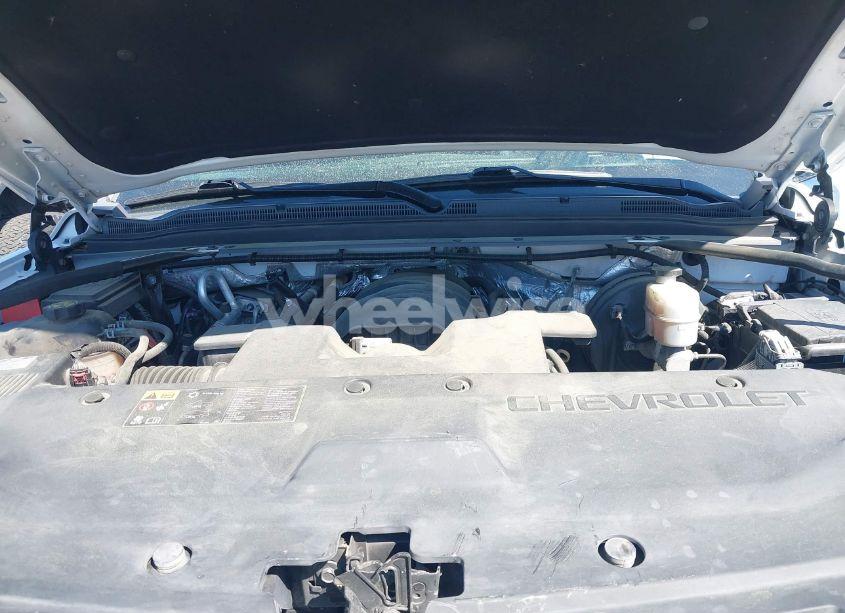 Photo 9 of 2016 Chevrolet Tahoe LT (VIN 1GNSCBKC7GR426574)