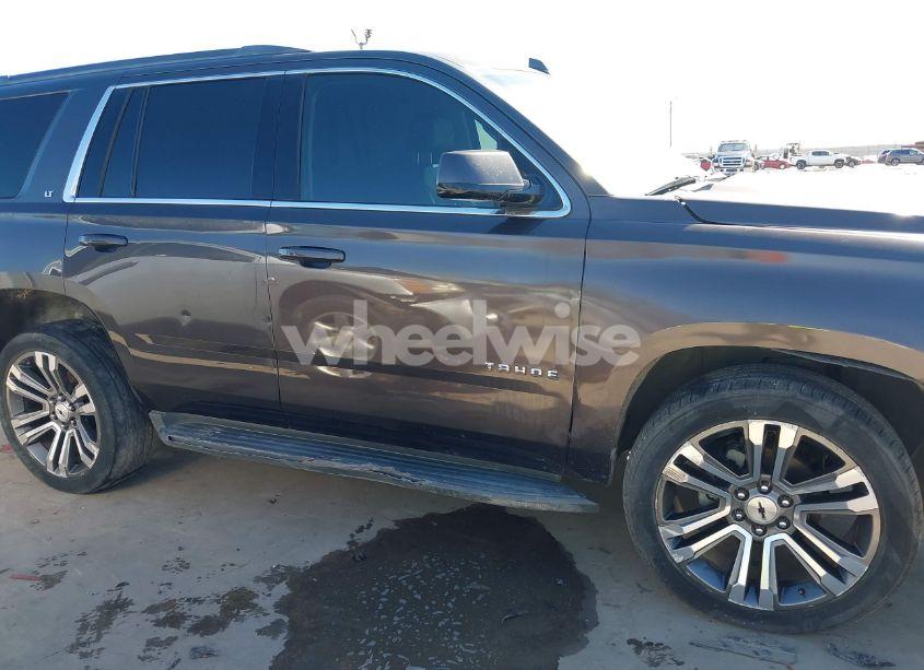 Photo 17 of 2017 Chevrolet Tahoe LT (VIN 1GNSCBKC7HR122971)