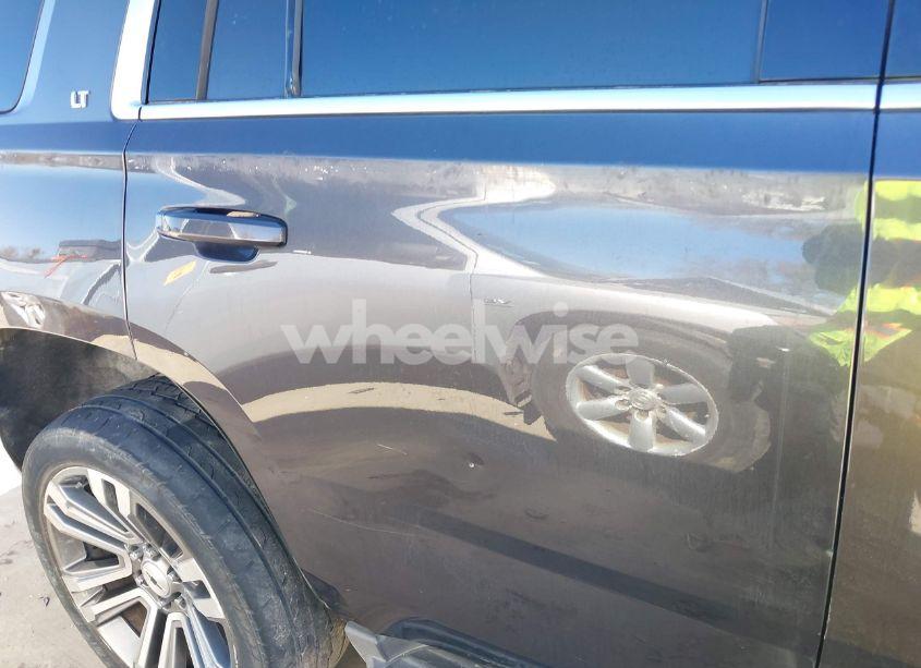 Photo 18 of 2017 Chevrolet Tahoe LT (VIN 1GNSCBKC7HR122971)