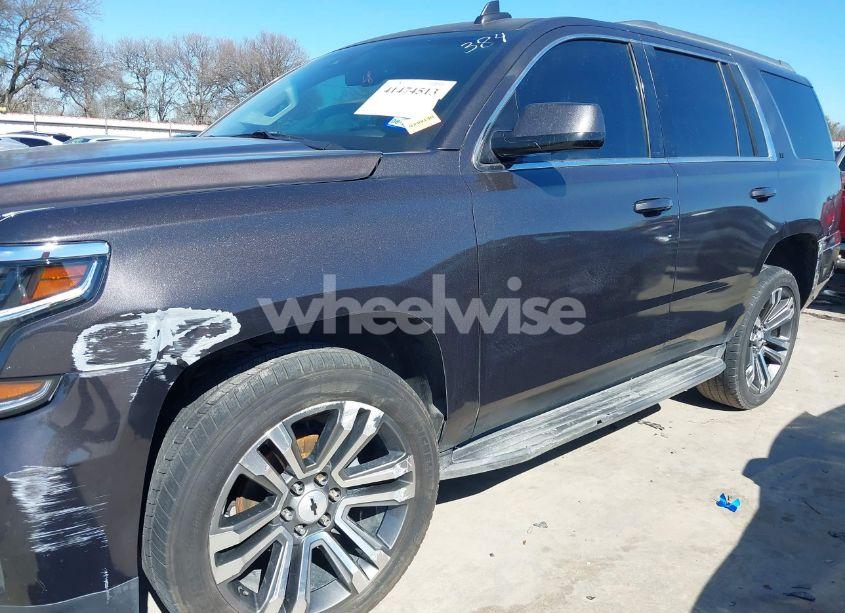 Photo 6 of 2017 Chevrolet Tahoe LT (VIN 1GNSCBKC7HR122971)