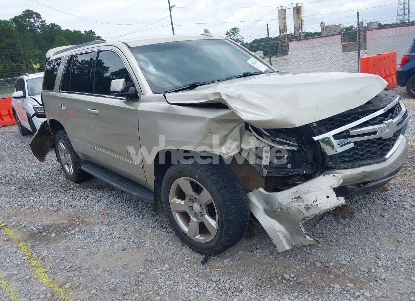 2017 Chevrolet Tahoe LT (VIN 1GNSCBKC7HR191272) main photo