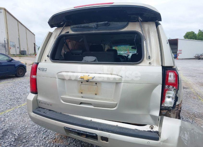 Photo 16 of 2017 Chevrolet Tahoe LT (VIN 1GNSCBKC7HR191272)