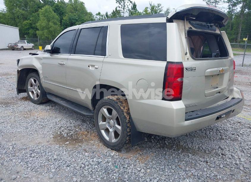 Photo 3 of 2017 Chevrolet Tahoe LT (VIN 1GNSCBKC7HR191272)