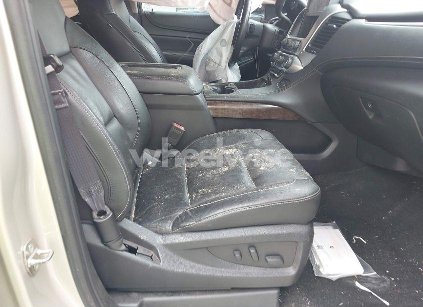 Photo 5 of 2017 Chevrolet Tahoe LT (VIN 1GNSCBKC7HR191272)