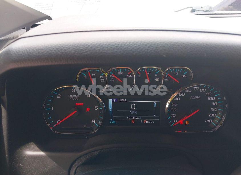 Photo 7 of 2017 Chevrolet Tahoe LT (VIN 1GNSCBKC7HR191272)