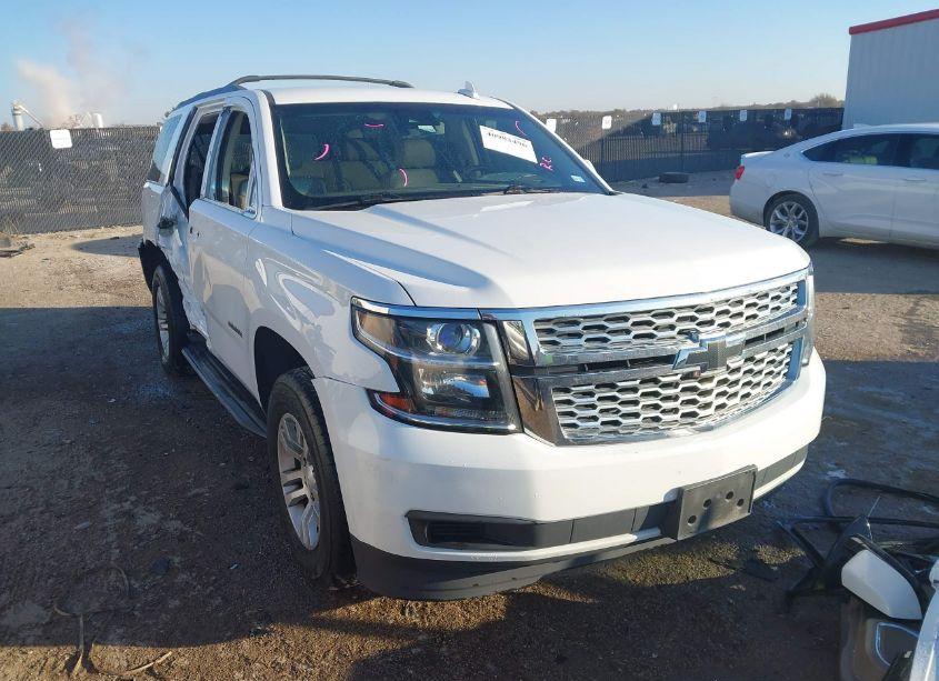 2017 Chevrolet Tahoe LT (VIN 1GNSCBKC7HR198321) main photo