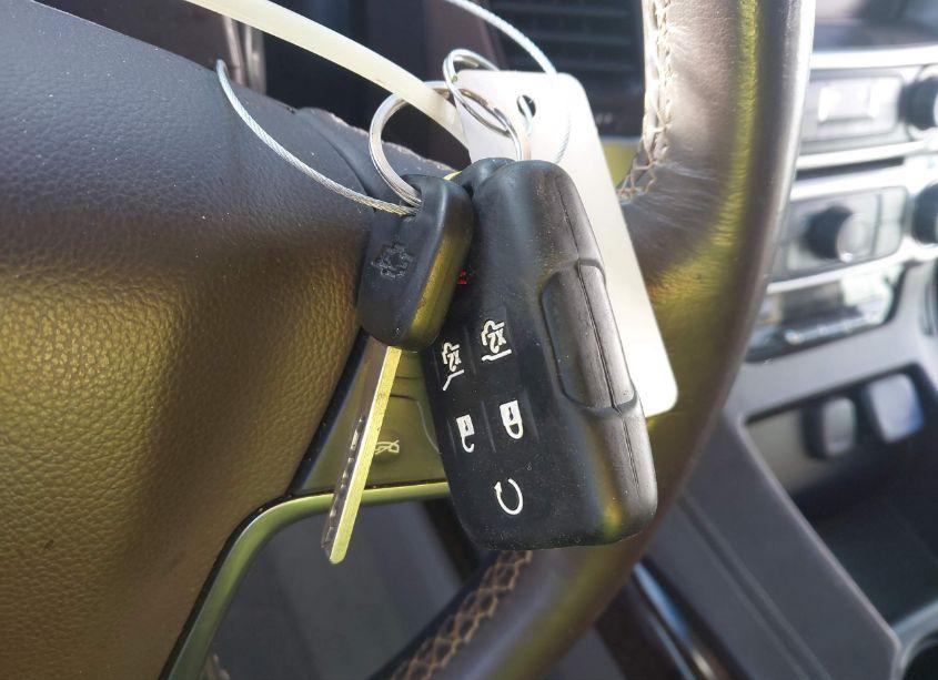 Photo 11 of 2017 Chevrolet Tahoe LT (VIN 1GNSCBKC7HR198321)