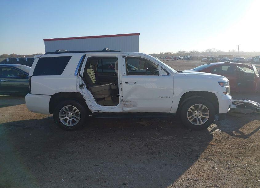 Photo 13 of 2017 Chevrolet Tahoe LT (VIN 1GNSCBKC7HR198321)