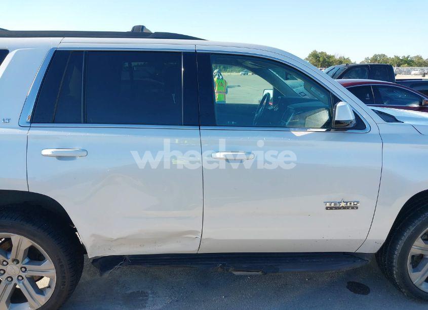 Photo 13 of 2018 Chevrolet Tahoe LT (VIN 1GNSCBKC7JR101043)