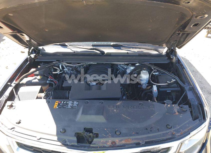 Photo 10 of 2018 Chevrolet Tahoe LT (VIN 1GNSCBKC7JR254859)