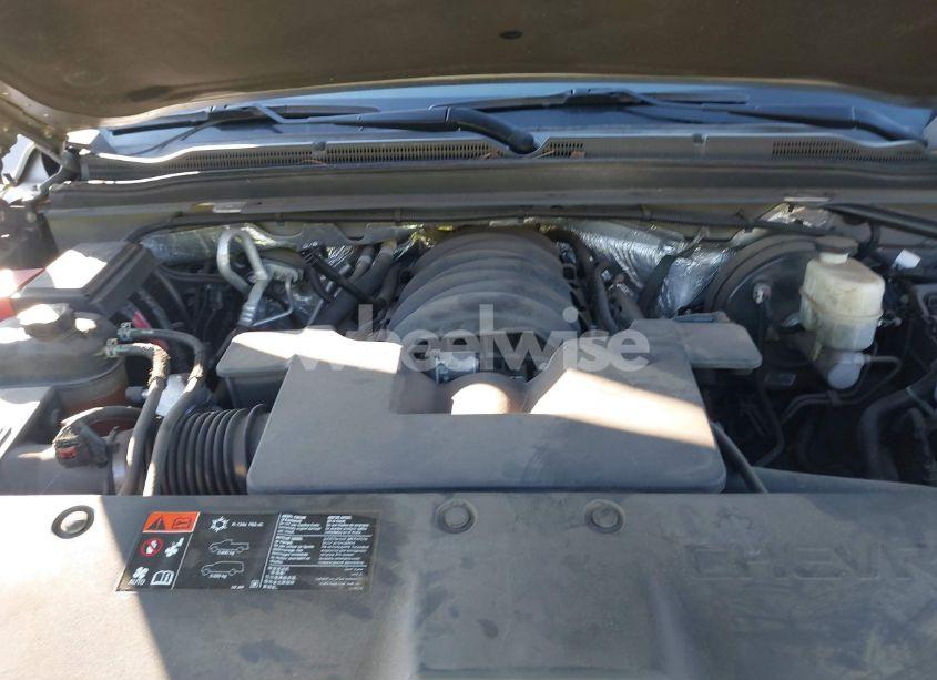 Photo 10 of 2015 Chevrolet Tahoe LT (VIN 1GNSCBKC8FR120417)