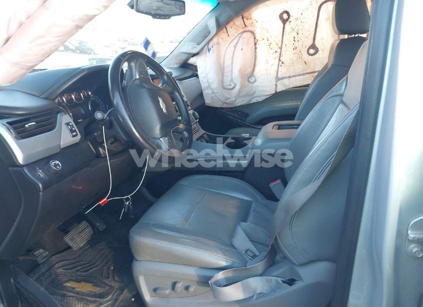 Photo 5 of 2015 Chevrolet Tahoe LT (VIN 1GNSCBKC8FR120417)