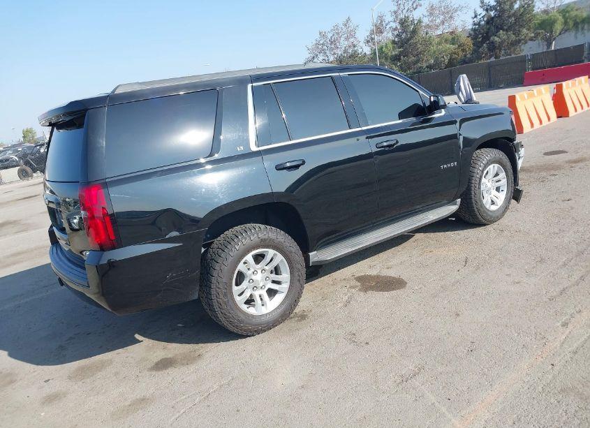 Photo 4 of 2015 Chevrolet Tahoe LT (VIN 1GNSCBKC8FR520297)
