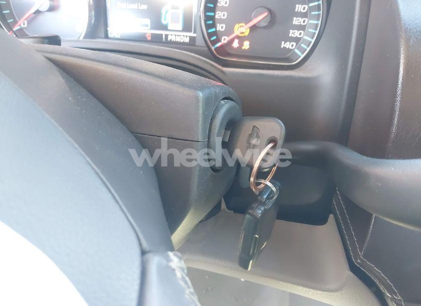 Photo 11 of 2015 Chevrolet Tahoe LT (VIN 1GNSCBKC8FR646756)