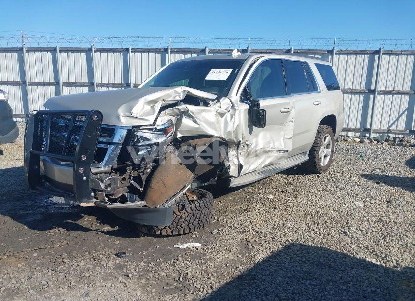 Photo 2 of 2015 Chevrolet Tahoe LT (VIN 1GNSCBKC8FR646756)