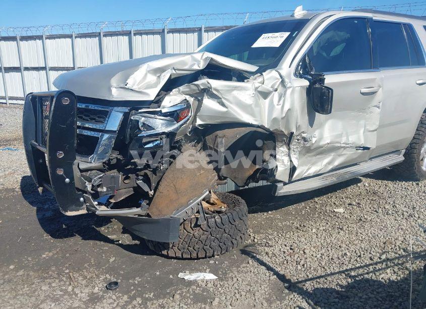 Photo 6 of 2015 Chevrolet Tahoe LT (VIN 1GNSCBKC8FR646756)