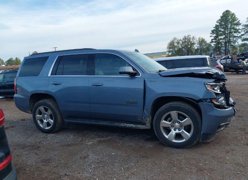 Photo 14 of 2015 Chevrolet Tahoe LT (VIN 1GNSCBKC8FR748672)