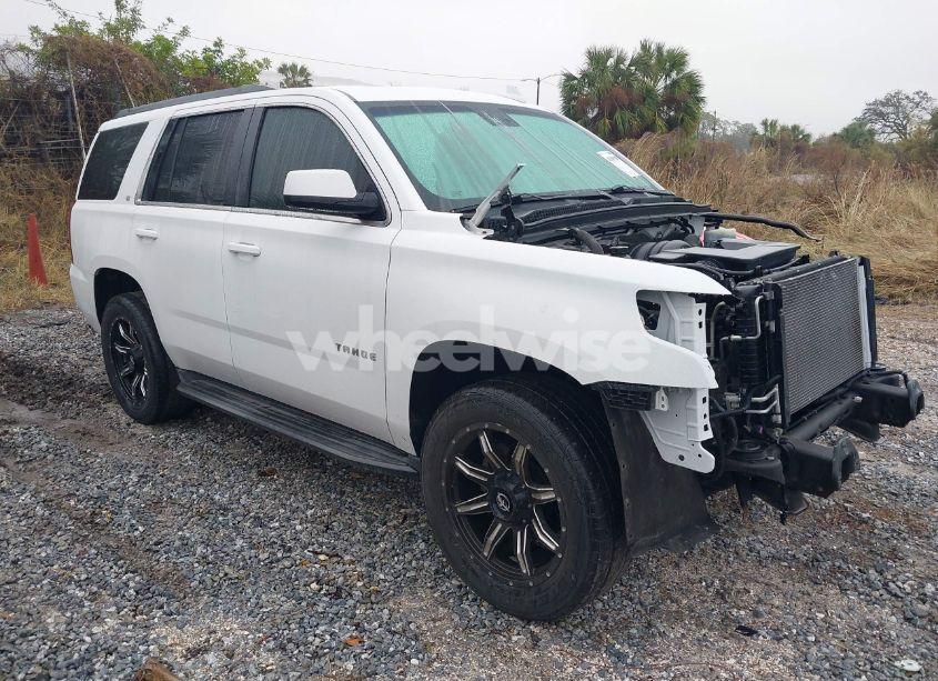 2016 Chevrolet Tahoe LT (VIN 1GNSCBKC8GR366806) main photo