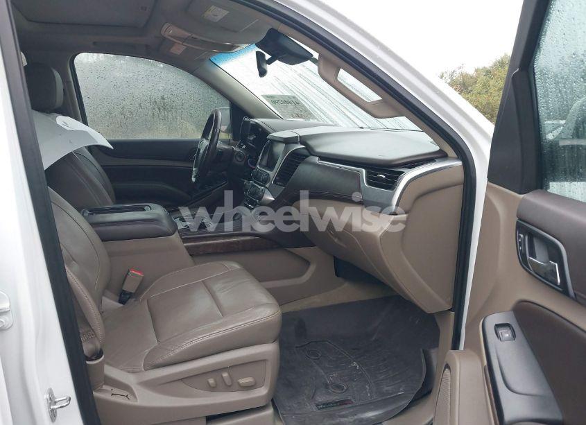 Photo 5 of 2016 Chevrolet Tahoe LT (VIN 1GNSCBKC8GR366806)