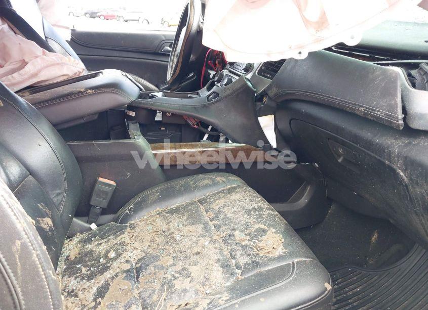 Photo 5 of 2016 Chevrolet Tahoe LT (VIN 1GNSCBKC8GR374517)