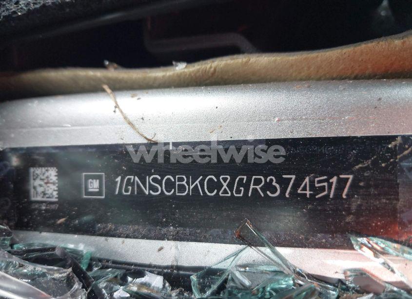 Photo 9 of 2016 Chevrolet Tahoe LT (VIN 1GNSCBKC8GR374517)