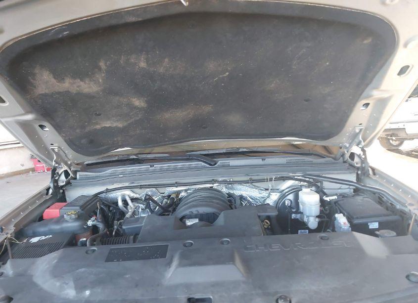 Photo 10 of 2017 Chevrolet Tahoe LT (VIN 1GNSCBKC8HR355712)