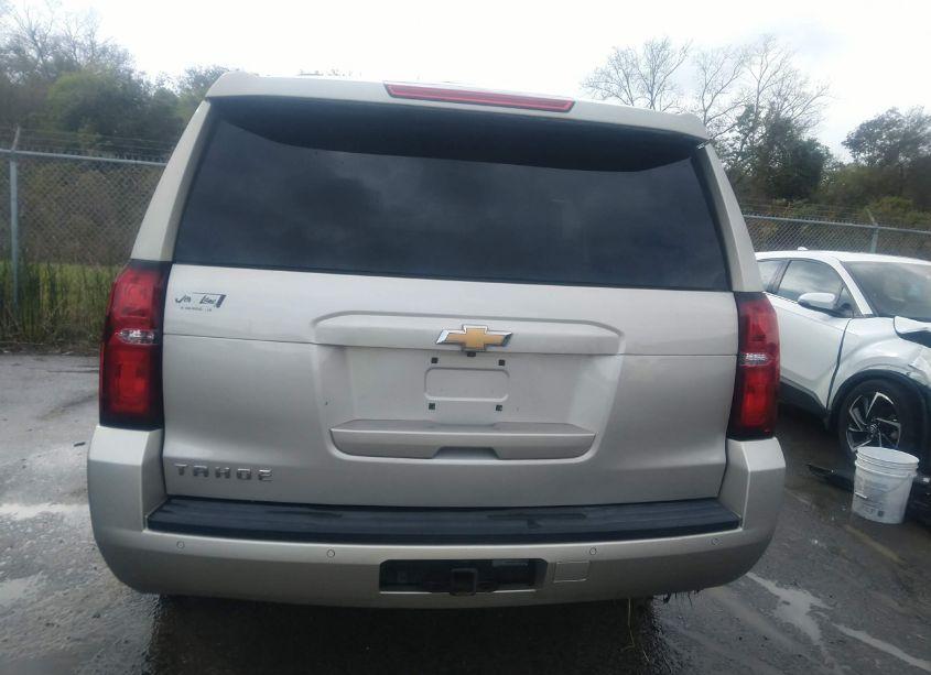 Photo 8 of 2017 Chevrolet Tahoe LT (VIN 1GNSCBKC8HR355712)