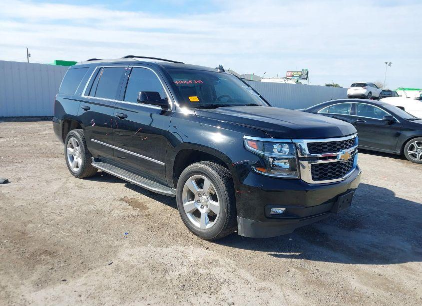 2017 Chevrolet Tahoe LT (VIN 1GNSCBKC8HR396342) main photo