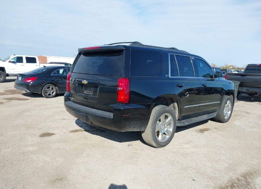 Photo 4 of 2017 Chevrolet Tahoe LT (VIN 1GNSCBKC8HR396342)