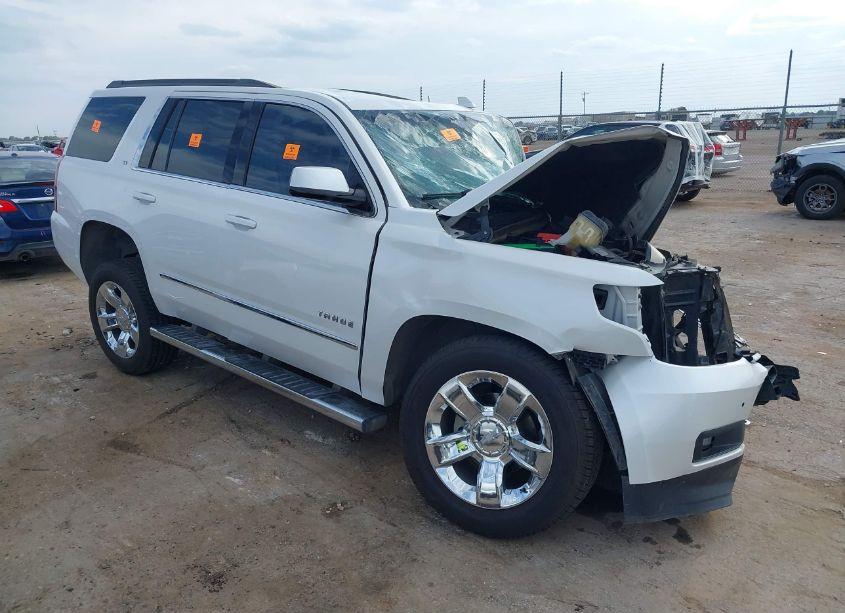 2018 Chevrolet Tahoe LT (VIN 1GNSCBKC8JR346059) main photo
