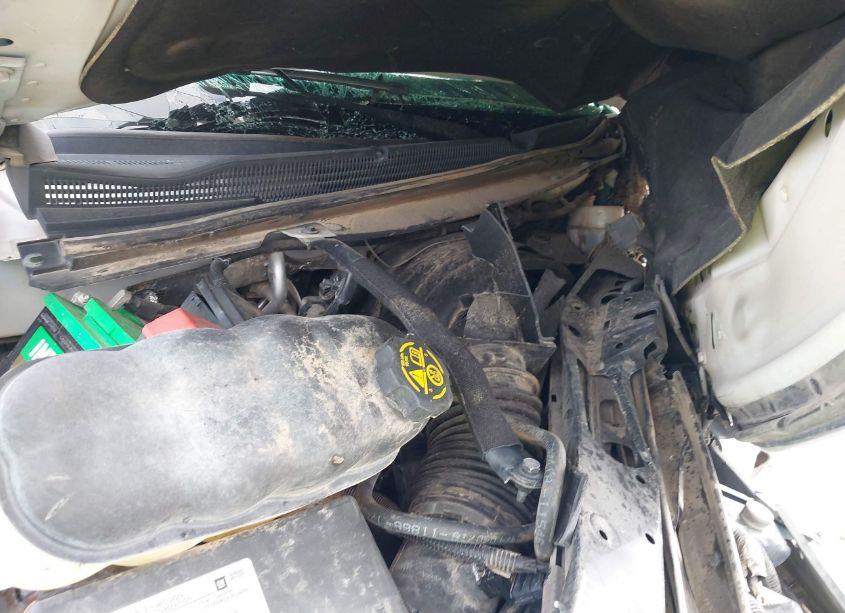 Photo 10 of 2018 Chevrolet Tahoe LT (VIN 1GNSCBKC8JR346059)