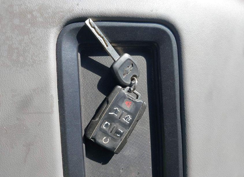 Photo 11 of 2019 Chevrolet Tahoe LT (VIN 1GNSCBKC8KR118760)