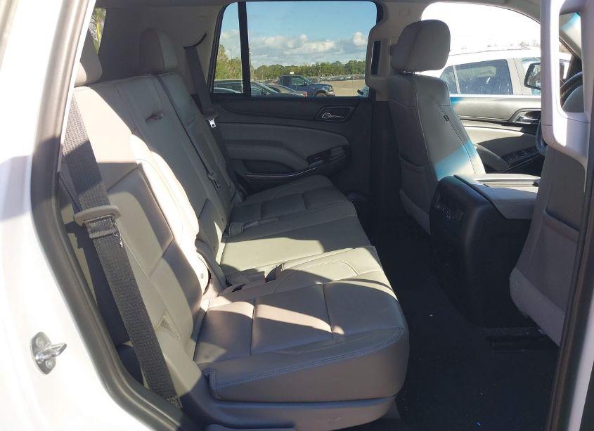 Photo 8 of 2019 Chevrolet Tahoe LT (VIN 1GNSCBKC8KR118760)