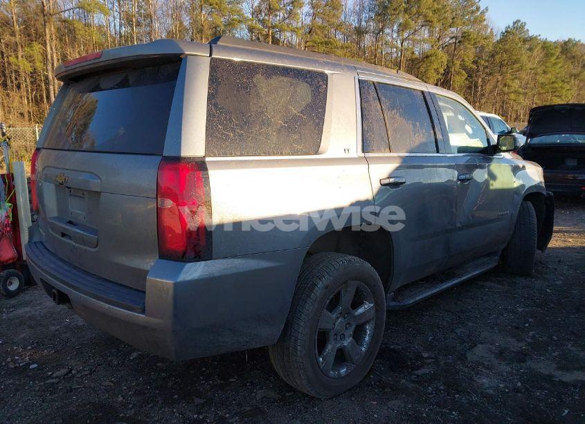 Photo 4 of 2019 Chevrolet Tahoe LT (VIN 1GNSCBKC8KR123828)