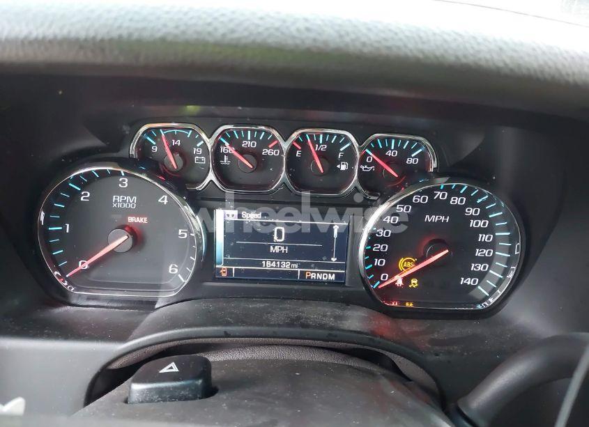 Photo 7 of 2015 Chevrolet Tahoe C1500 LT (VIN 1GNSCBKC9FR116179)