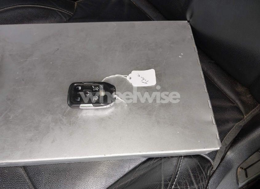 Photo 11 of 2015 Chevrolet Tahoe LT (VIN 1GNSCBKC9FR134746)