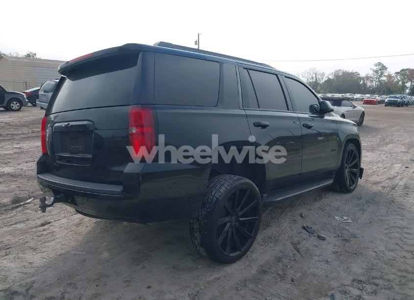 Photo 4 of 2018 Chevrolet Tahoe LT (VIN 1GNSCBKC9JR113159)