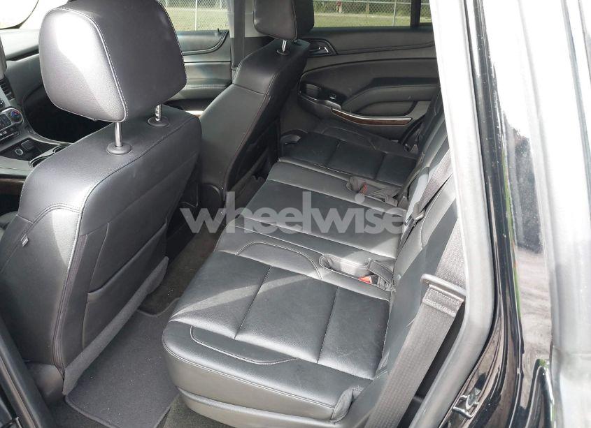 Photo 8 of 2018 Chevrolet Tahoe LT (VIN 1GNSCBKC9JR113159)